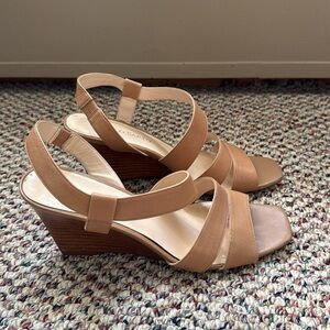 Franco Sarto size 8.5M Tan Sandals